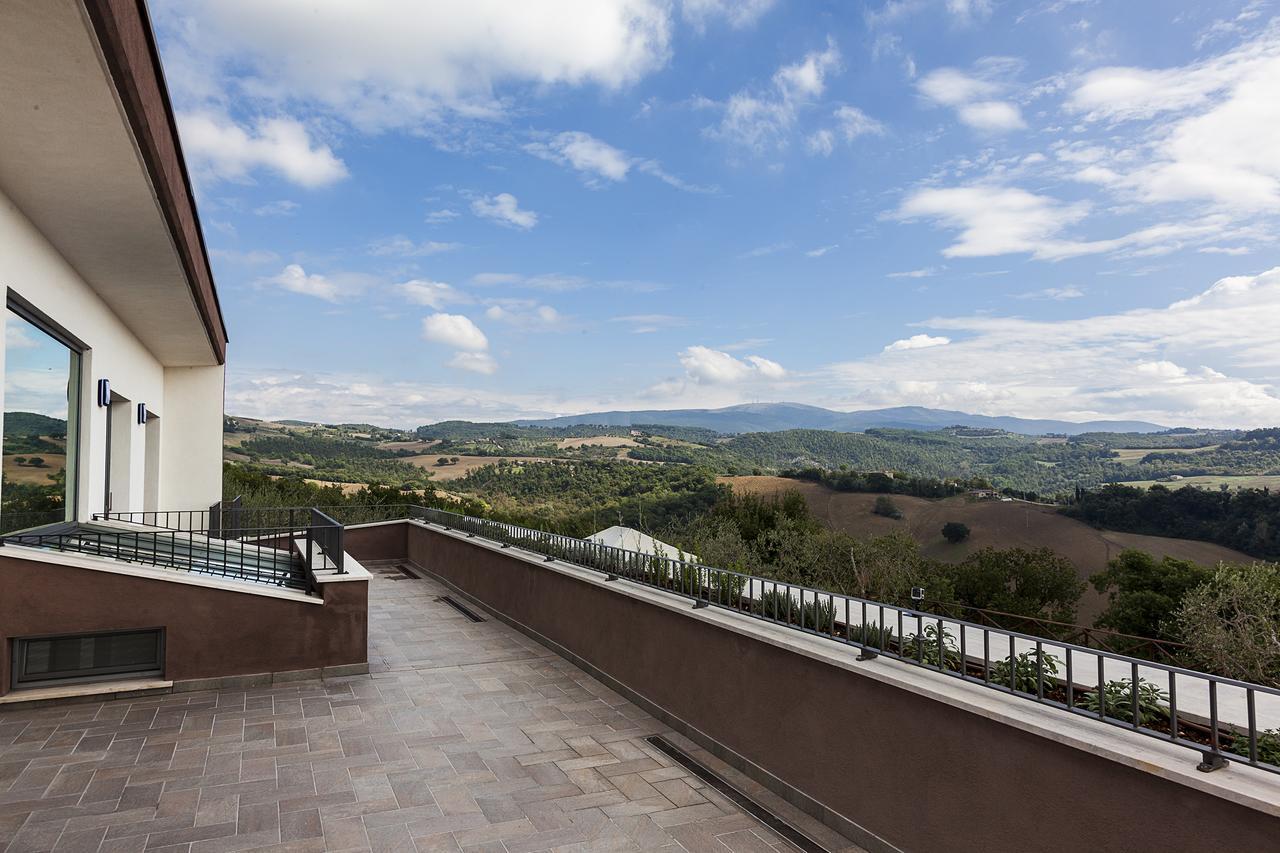 Colle San Giovanni 托迪 外观 照片
